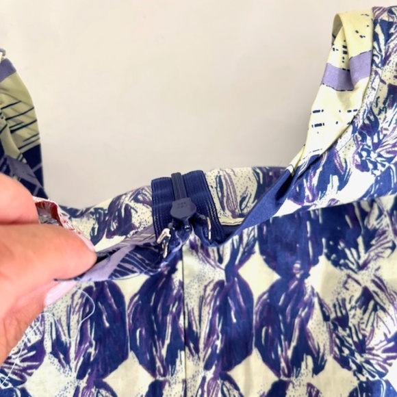 Plenty Tracy Reese Blueberry PatternPeplum Top - Picture 6 of 6